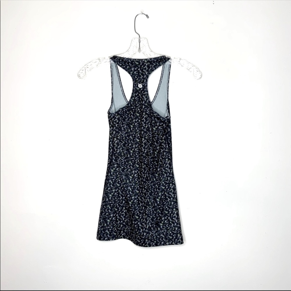 Lululemon Cool Racerback Tank Size 2 - Picture 3 of 4